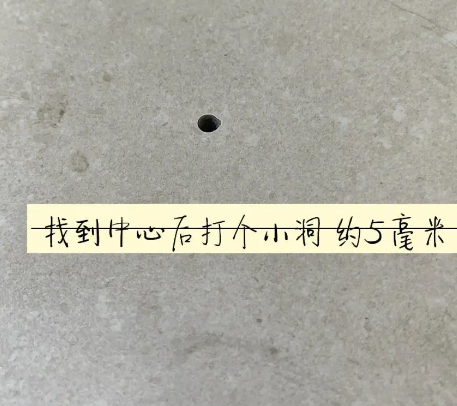 海安瓷砖空鼓维修公司专业解答在瓷砖铺贴过程中，如果砂料搅拌不均匀，将会带来以下问题